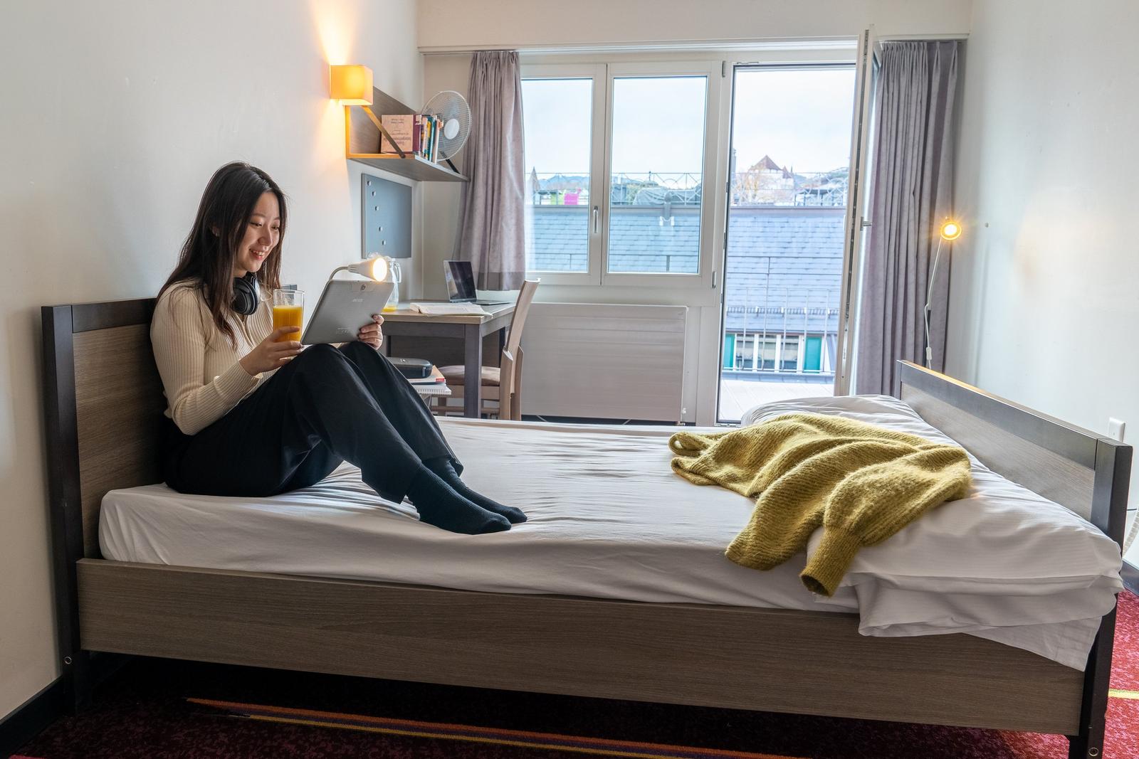 A student room at BHMS Lucerne, included in the programme fee
