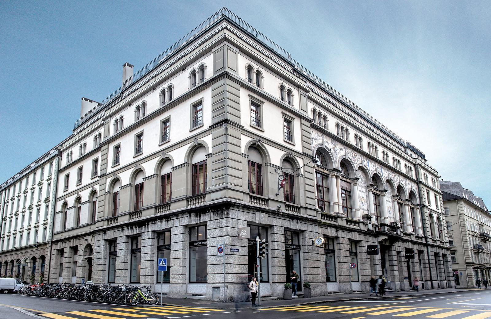 The BHMS city campus building in Lucerne